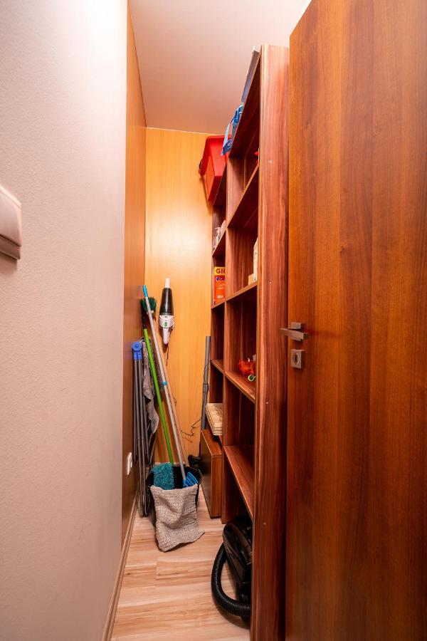 Apartment Emilka Tale-Wellness 5 Min-Balcony-Hiking-View Horna Lehota Экстерьер фото